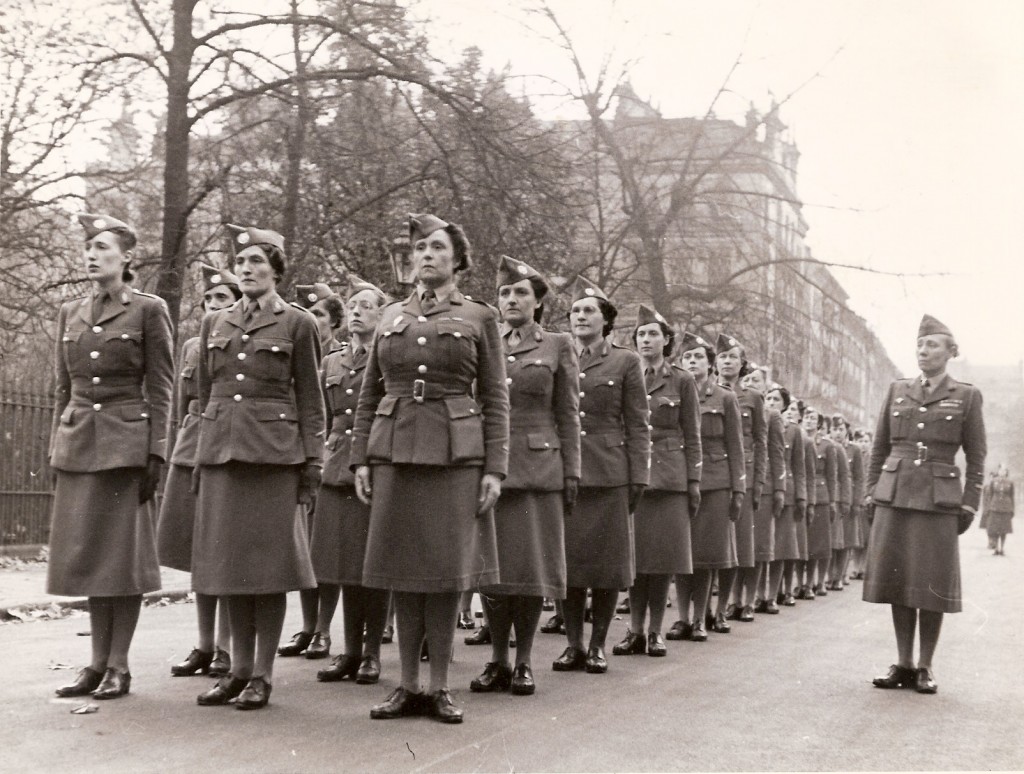 Les femmes engagées dans les Forces françaises libres